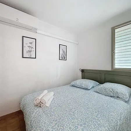 Joli T2, A 400m A Pied De La - Piscine Privee Apartment