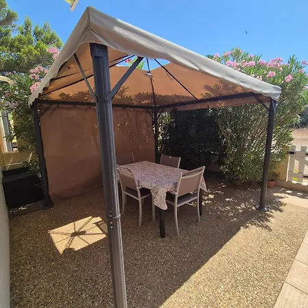 Joli T2, A 400m A Pied De La - Piscine Privee Apartman *