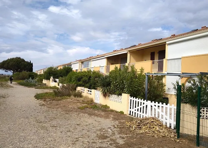 Joli T2, à 400m à Pied De La - Piscine Privée * Gruissan
